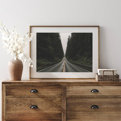 [LIFESTYLE],[SPECIAL],Picture of art in a room